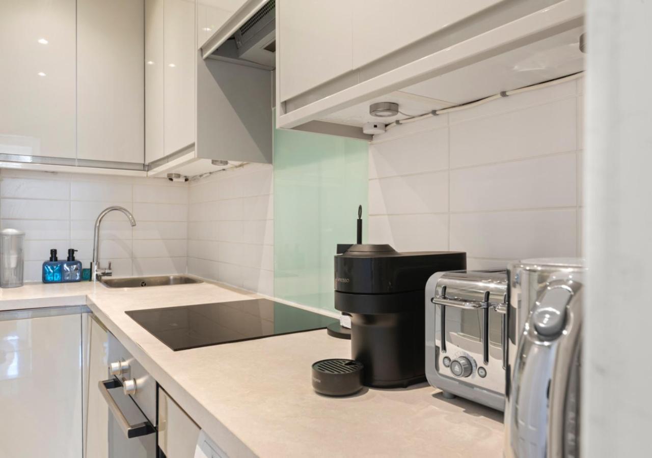 Sg, Classic Knightsbridge Loft Apartment 런던 외부 사진