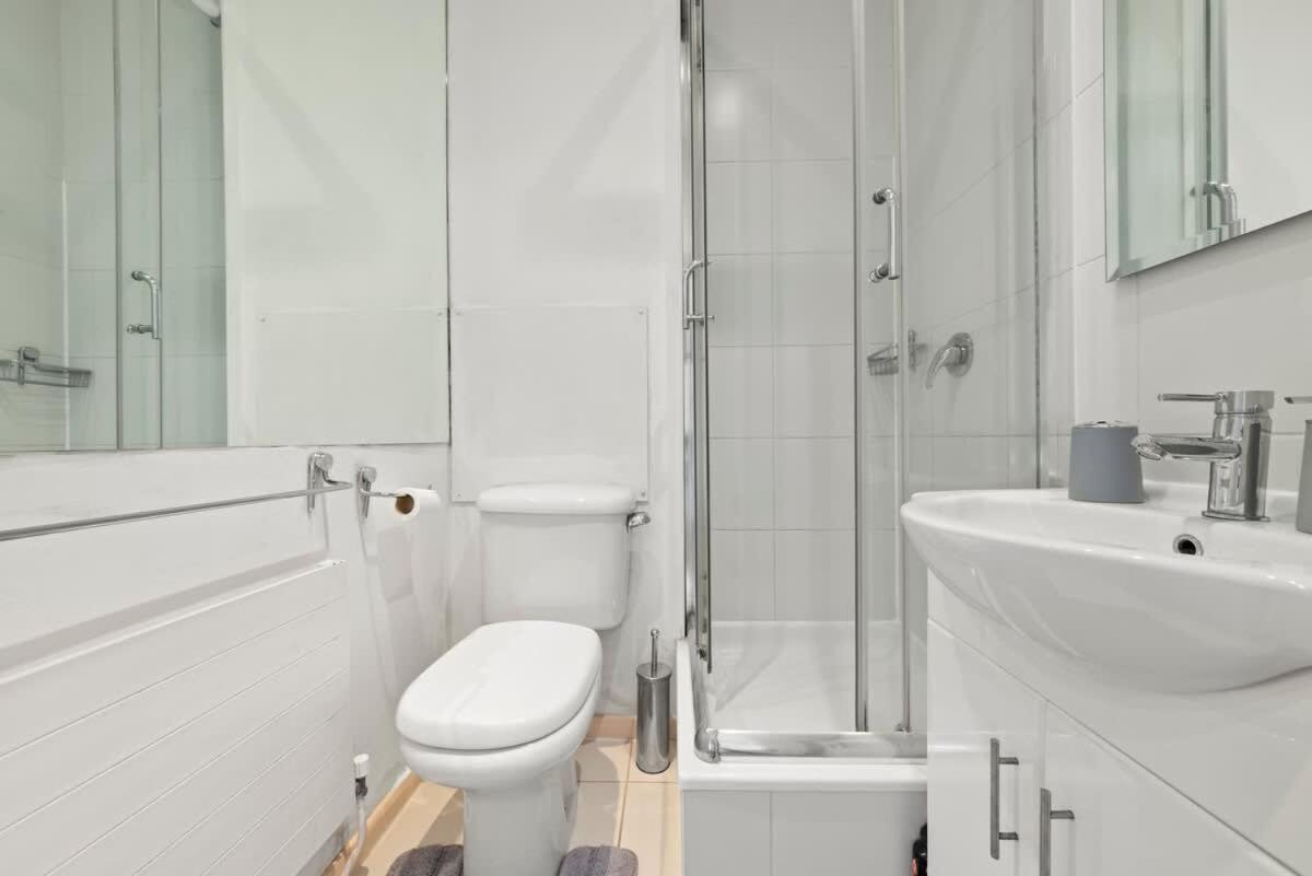 Sg, Classic Knightsbridge Loft Apartment 런던 외부 사진