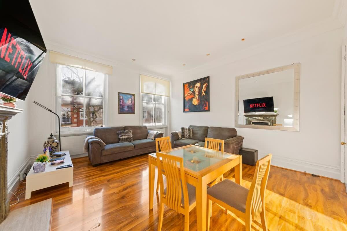 Sg, Classic Knightsbridge Loft Apartment 런던 외부 사진